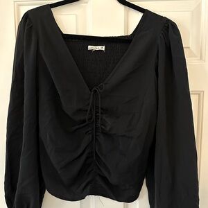 Abercrombie black long sleeve top, runched middle